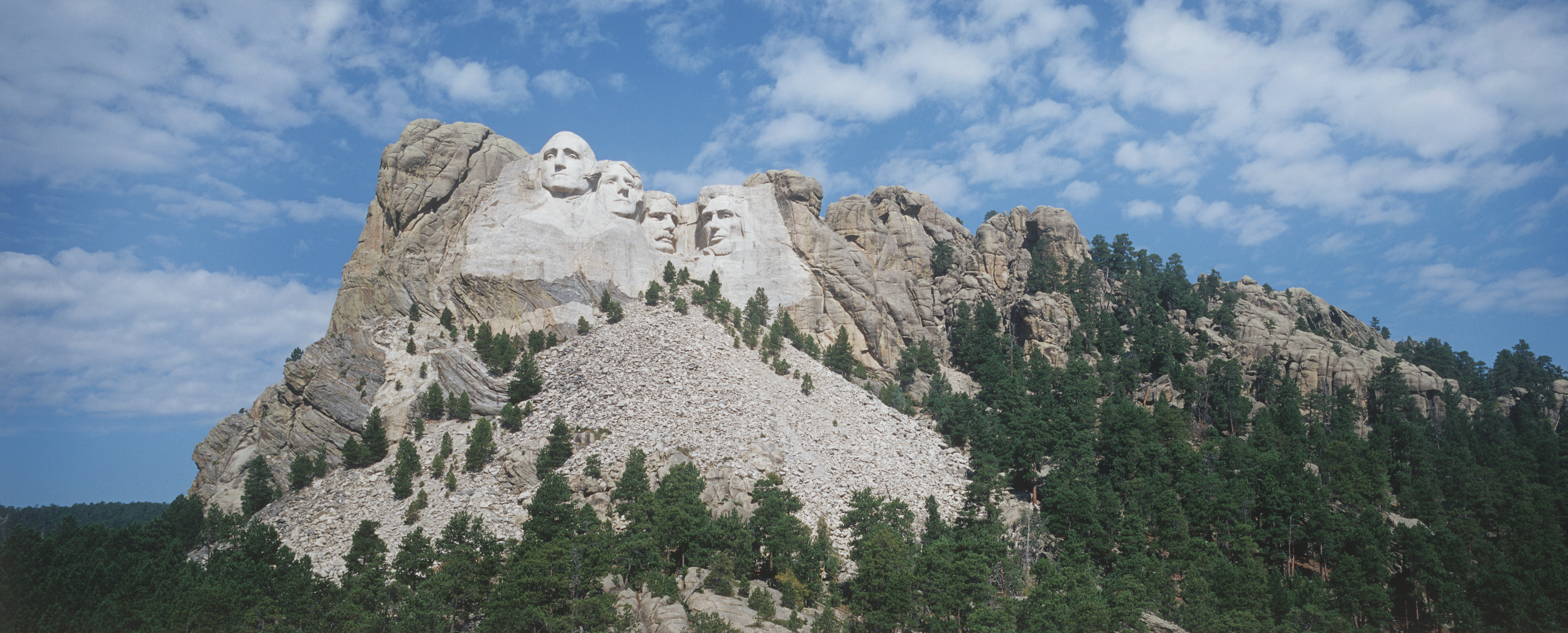Panoramic view of Mount Rushmore.