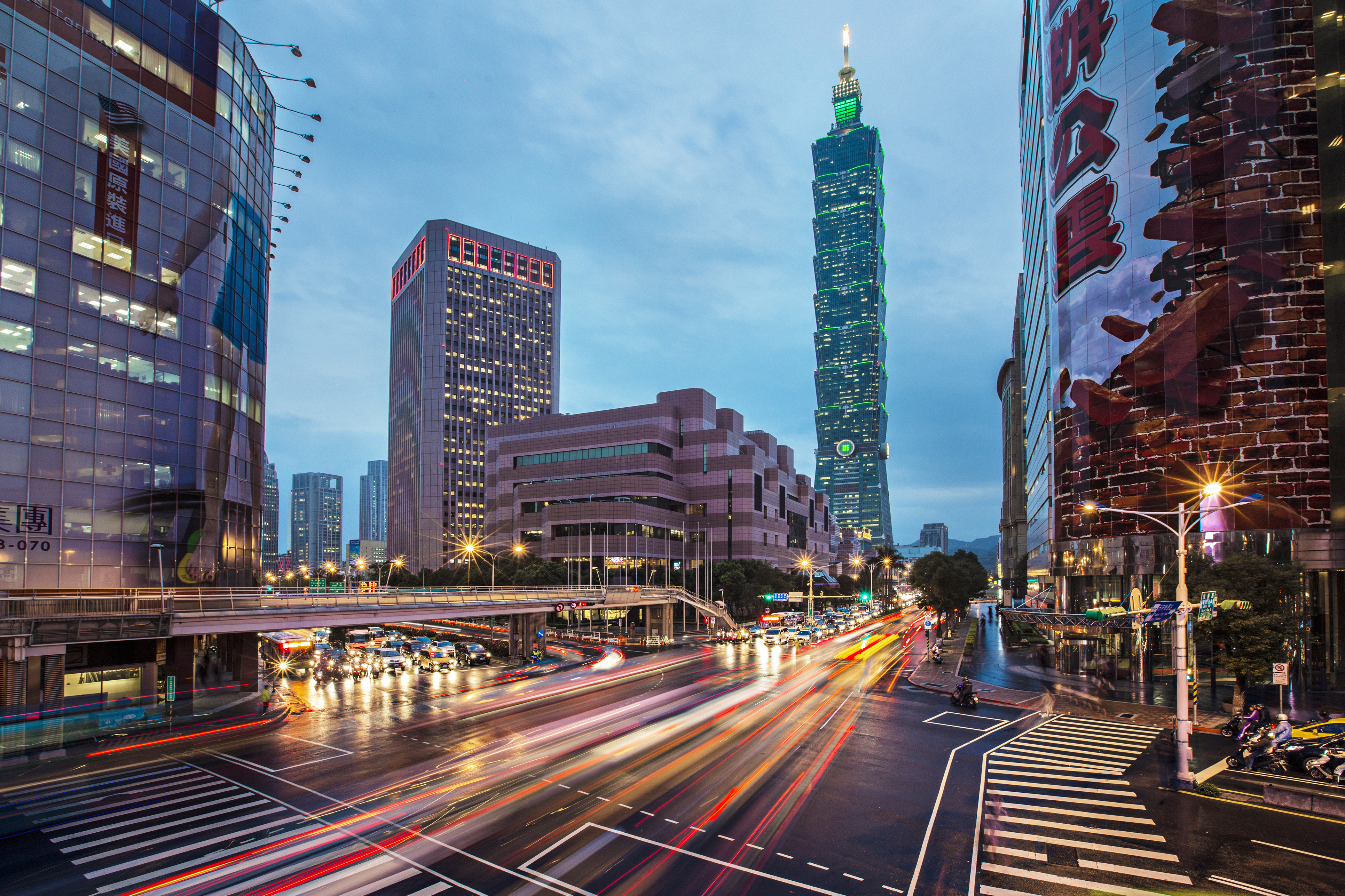 Traffic in Taipei at dusk.