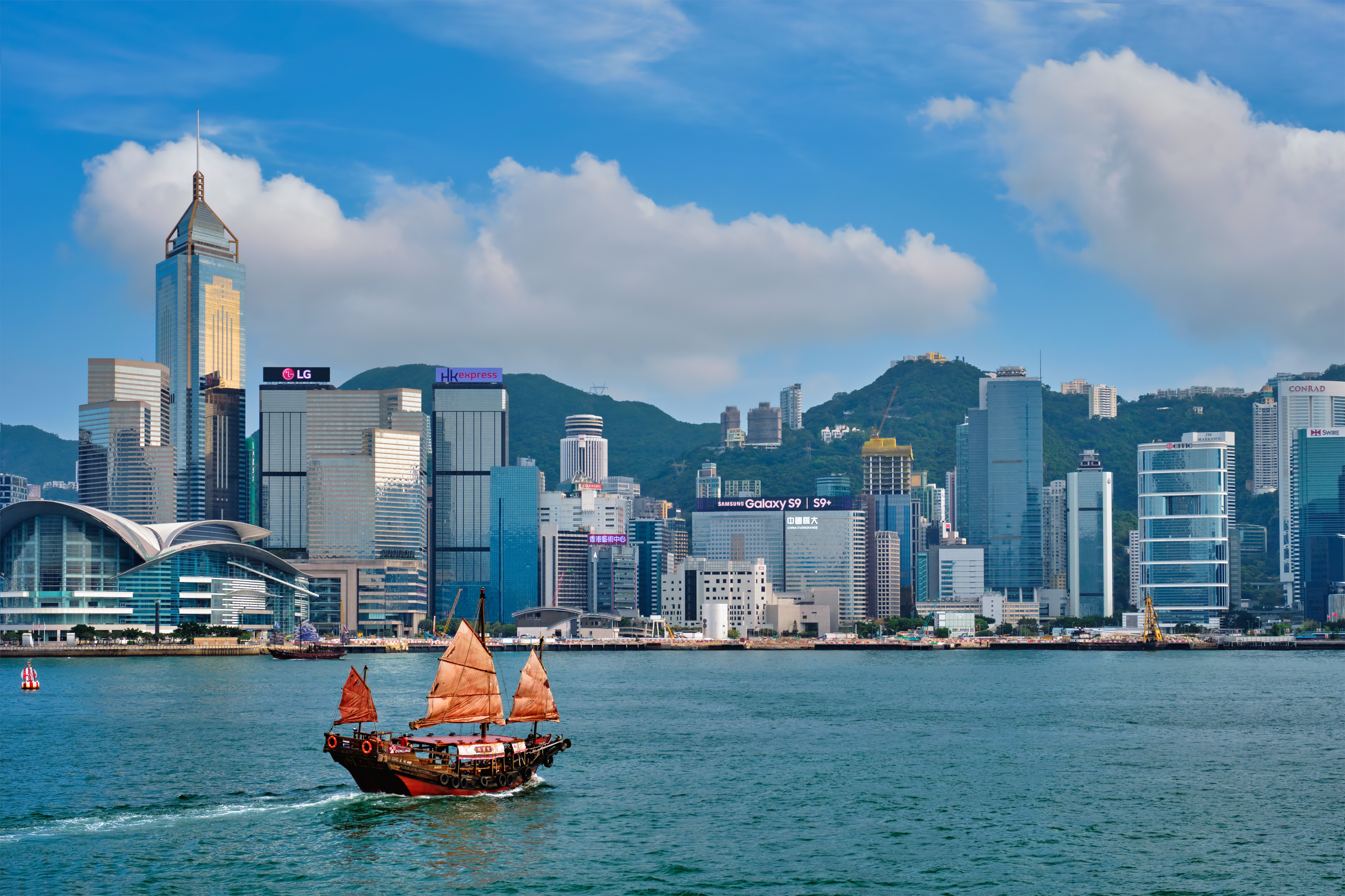 Hong Kong & Vietnam for Families