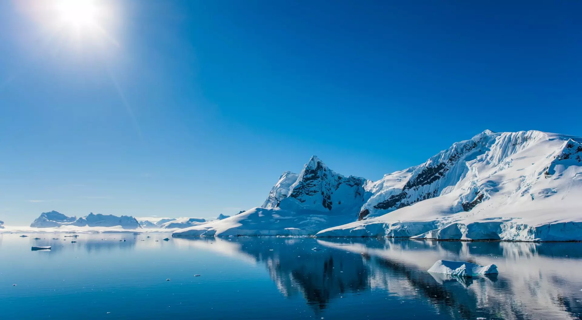 Beautiful afternoon at Antartica