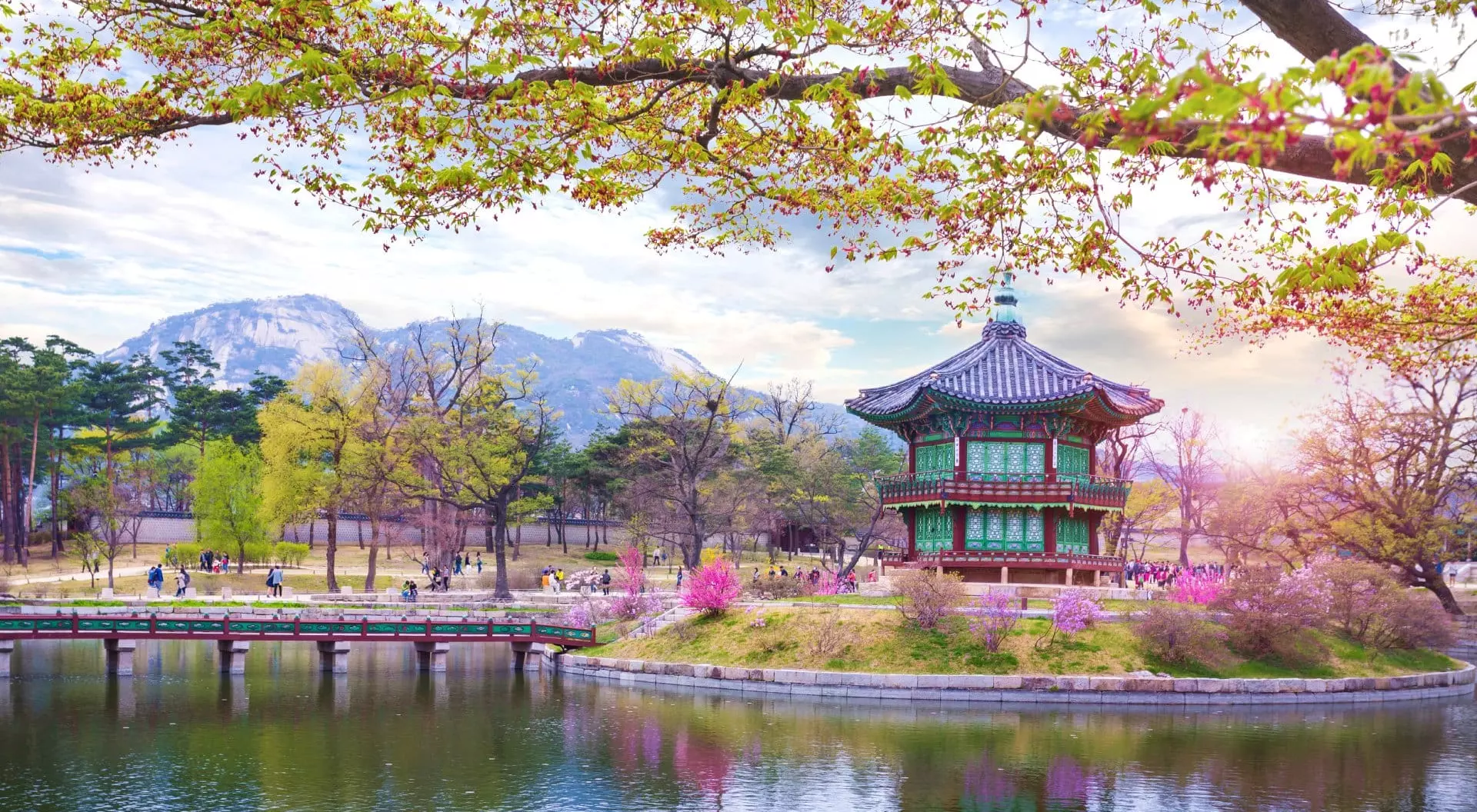 Seoul, South Korea Gyeongbokgung Palace in spring, Seoul, South Korea Vacations