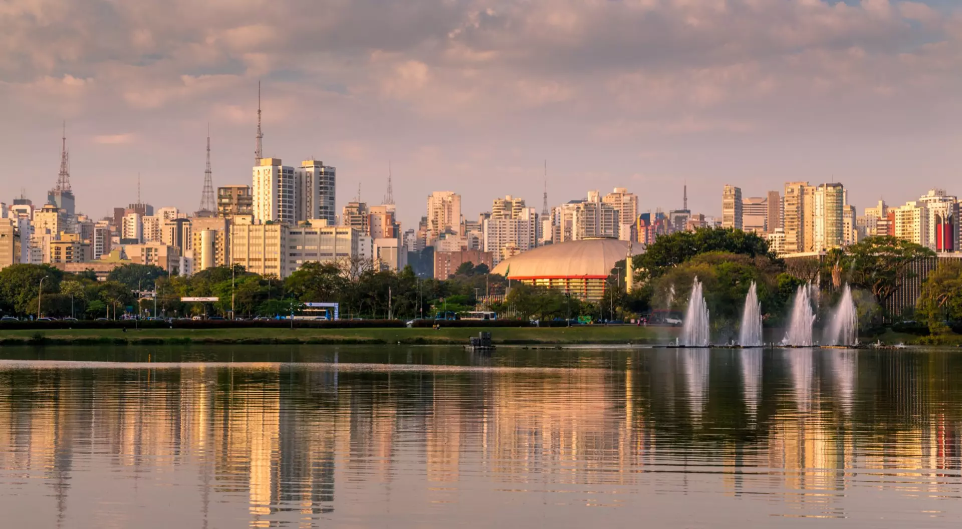Ibirapuera Park, Sao Paulo, Brazil Ibirapuera Park with Fountain, Sao Paulo, Brazil