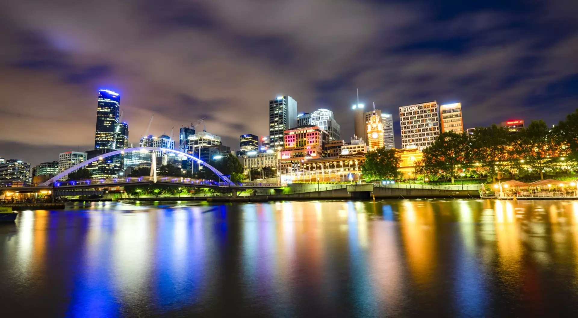 Melbourne cityscape 