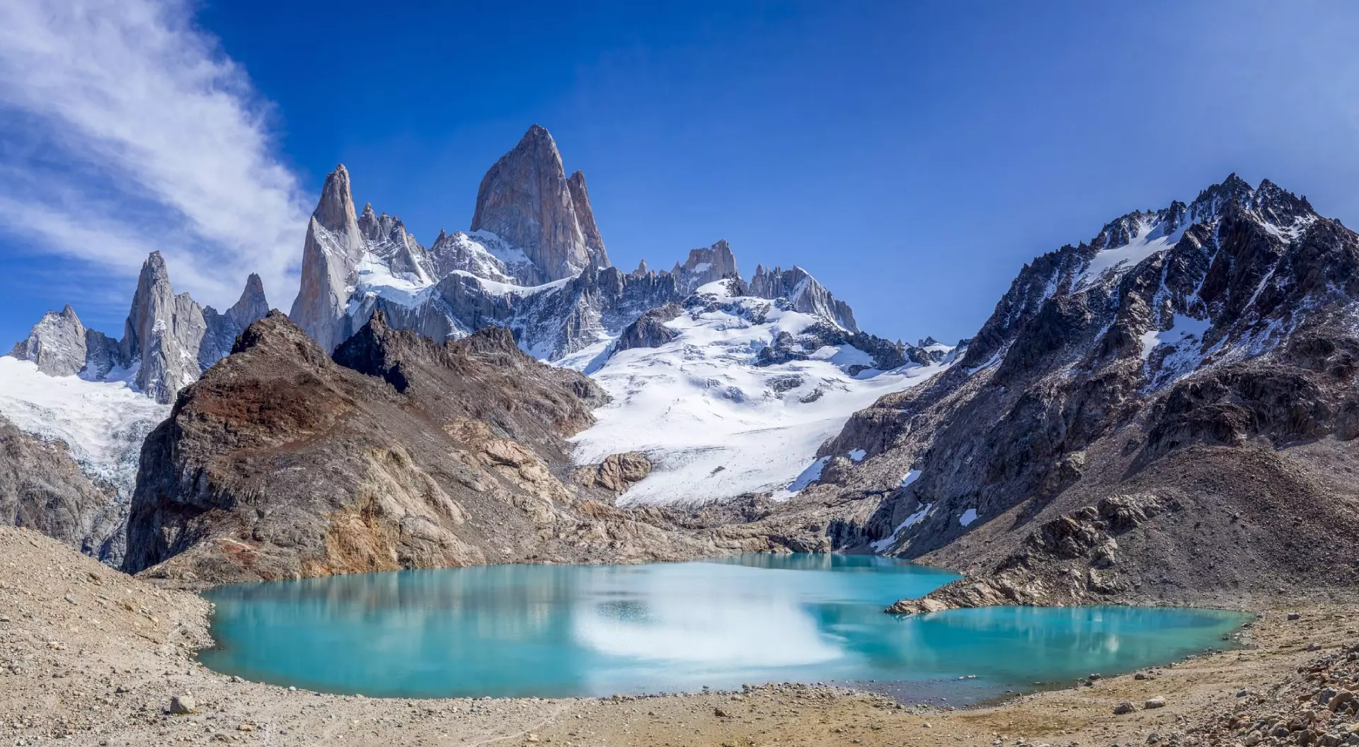 Mount Fitz Roy with Laguna de los Tres, Patagonia, Argentina 