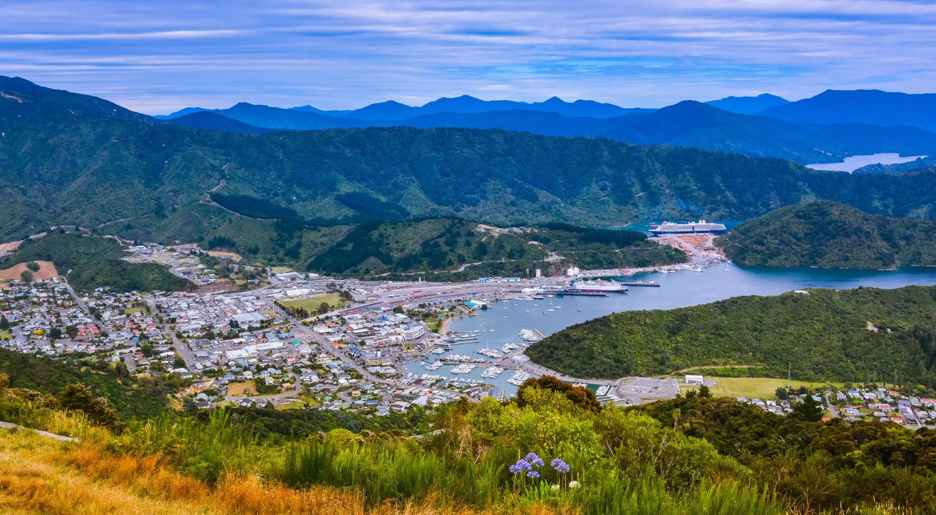 Panoramic view of Picton, New Zealand Vacations