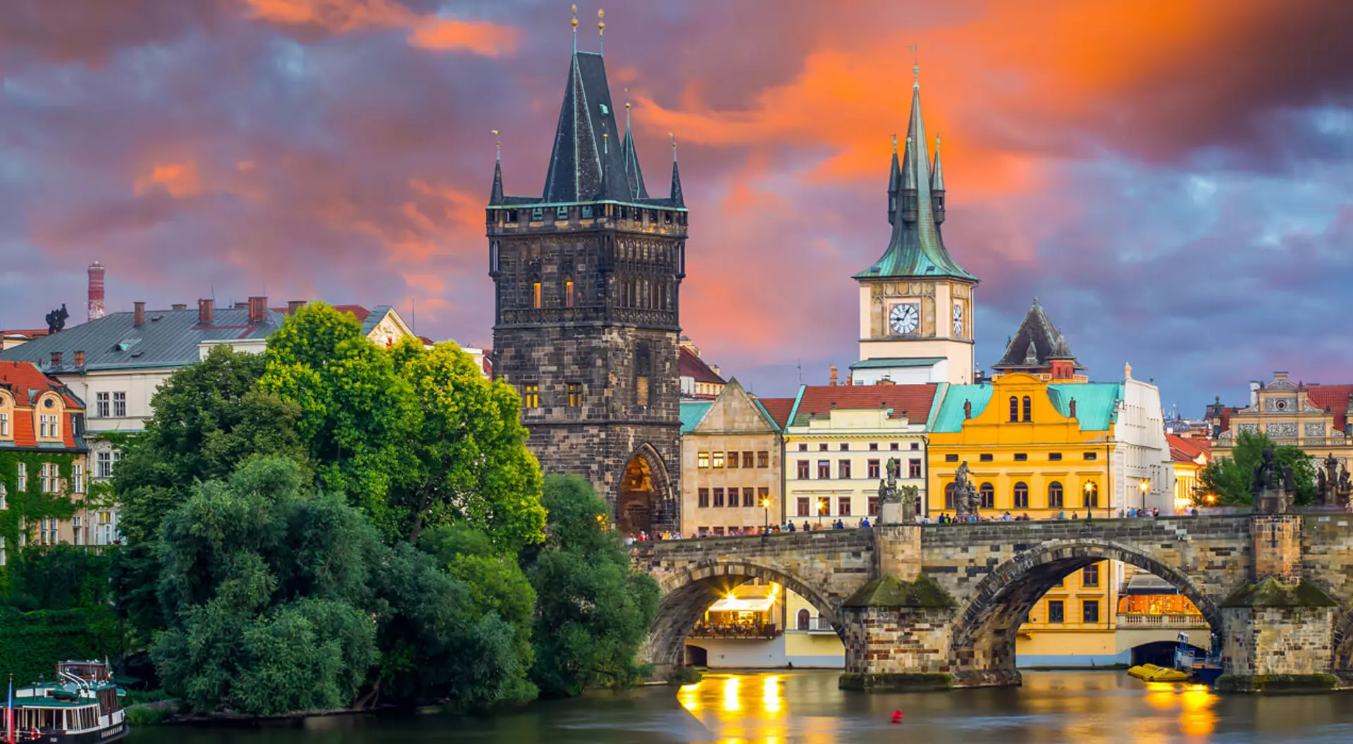Sunset sky over the River Vltava and Charles Bridge, Prague, Czech Republic