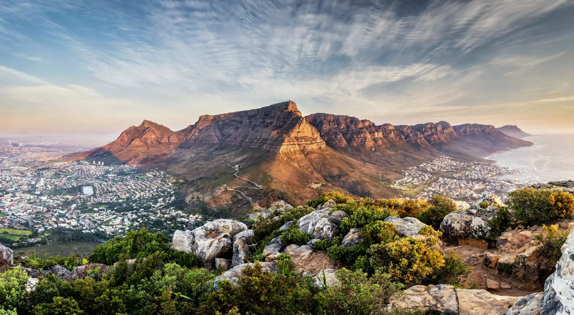 Cape Town, South Africa Table mountain at sunset, Cape Town, South Africa