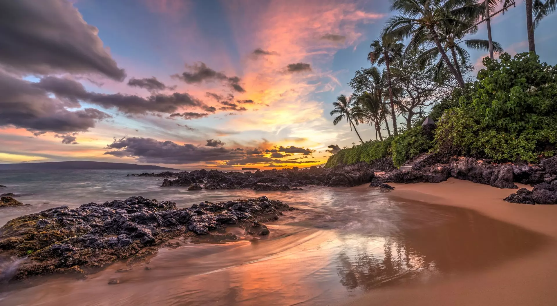 Wonderful sunset from secret cove on the tropical island of Maui, Hawaii