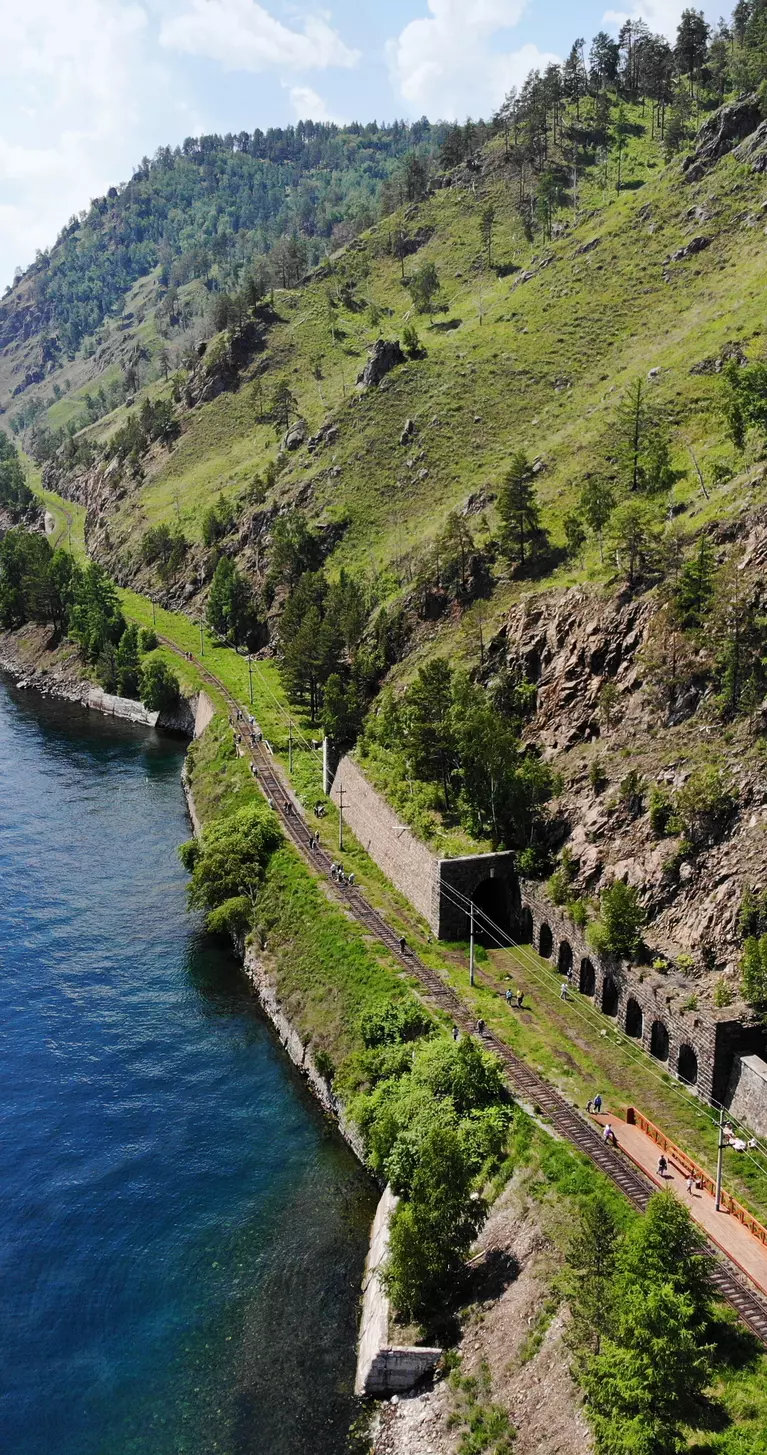 Porno videolarni tomosha qiling, uygonib ketdim