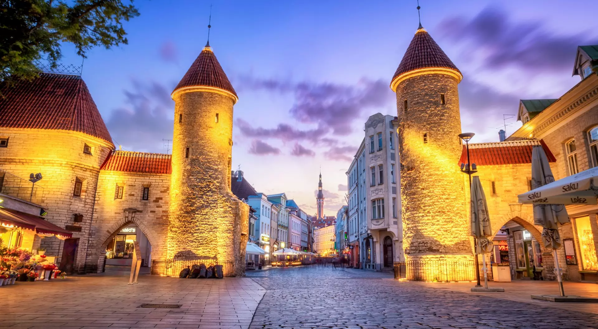 Viru Gate, Tallinn