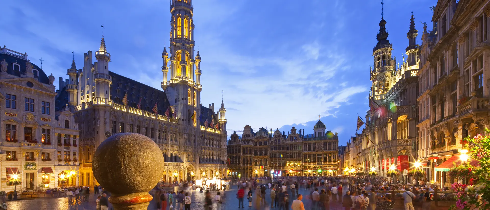 The central town square of Brussels, illuminated at night