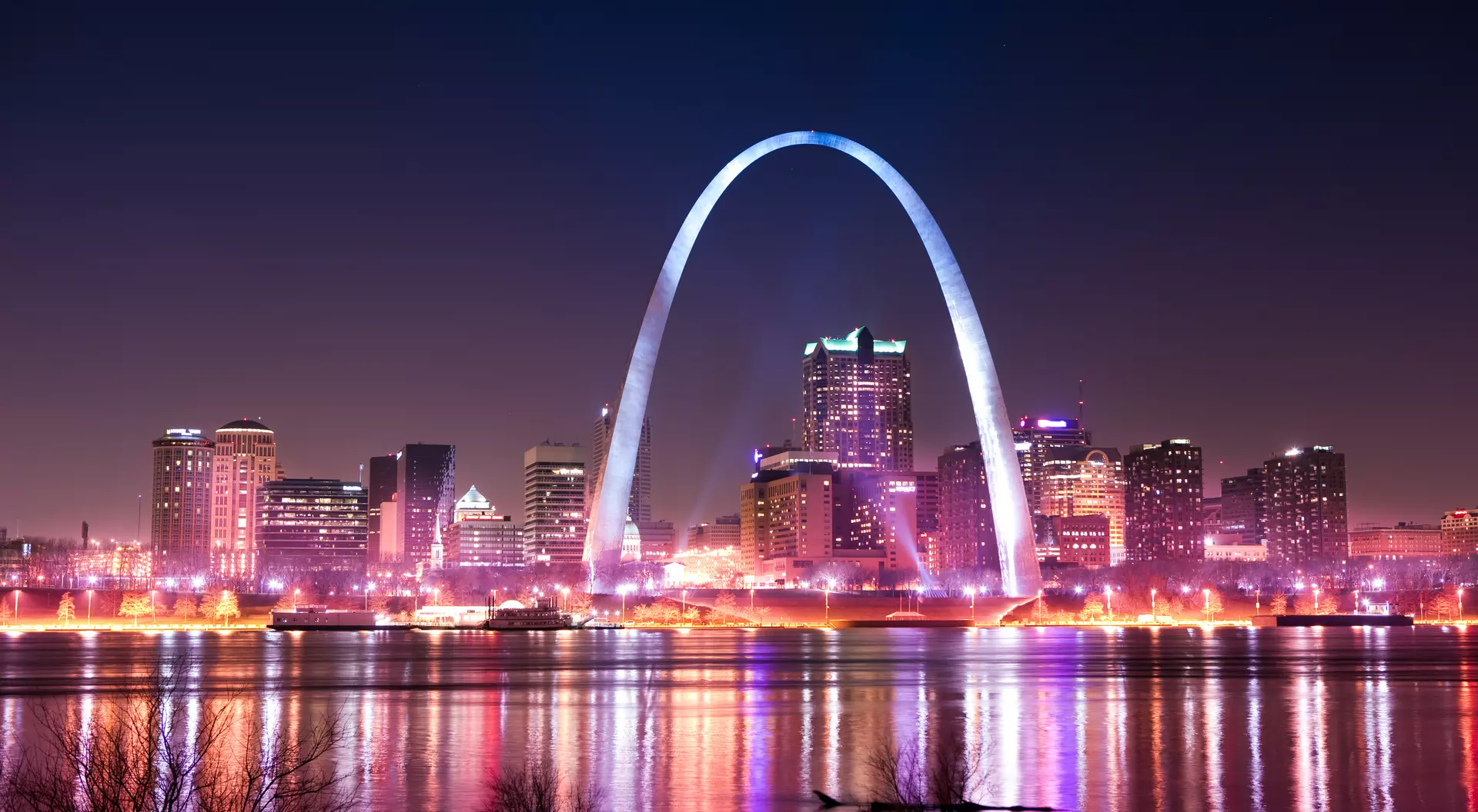 Missouri Skyline of Saint Louis with Gateway Arch by night