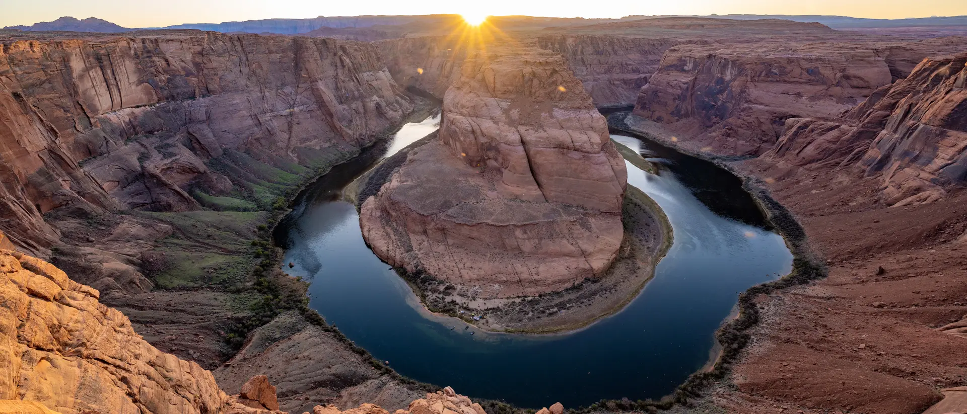 Deep inside the Grand Canyon this magical place called Horseshoe Bend can be found