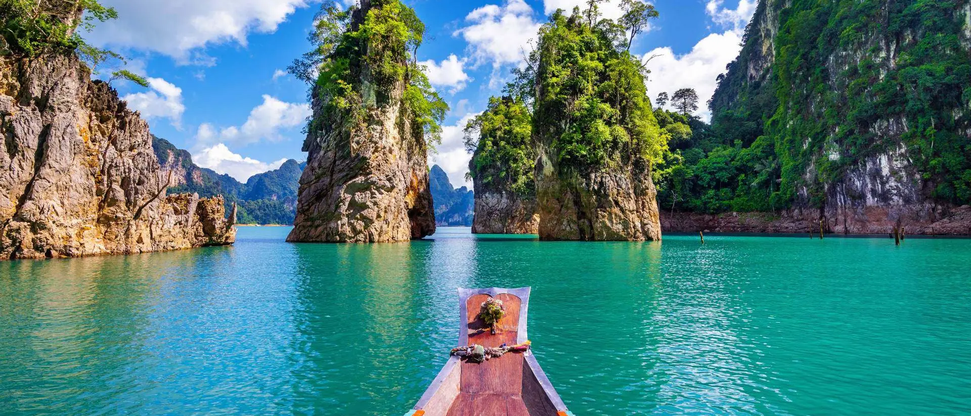 Rajjaprabha Dam, Khao Sok National Park, Ban Ta Khun, Surat Thani Mountains and view from aboard a boat on the Phrasaeng river