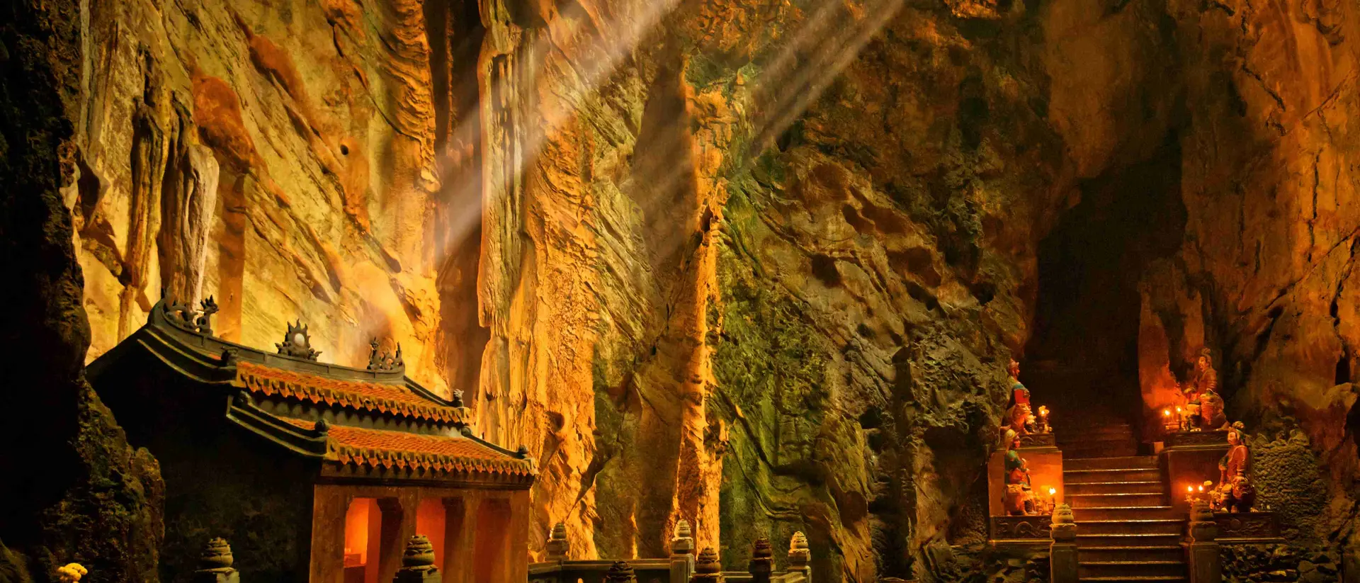 Huyen Khong Grotto Dark cave with mystical Troglodyte temple, Huyen Khong grotto, Marble Mountains