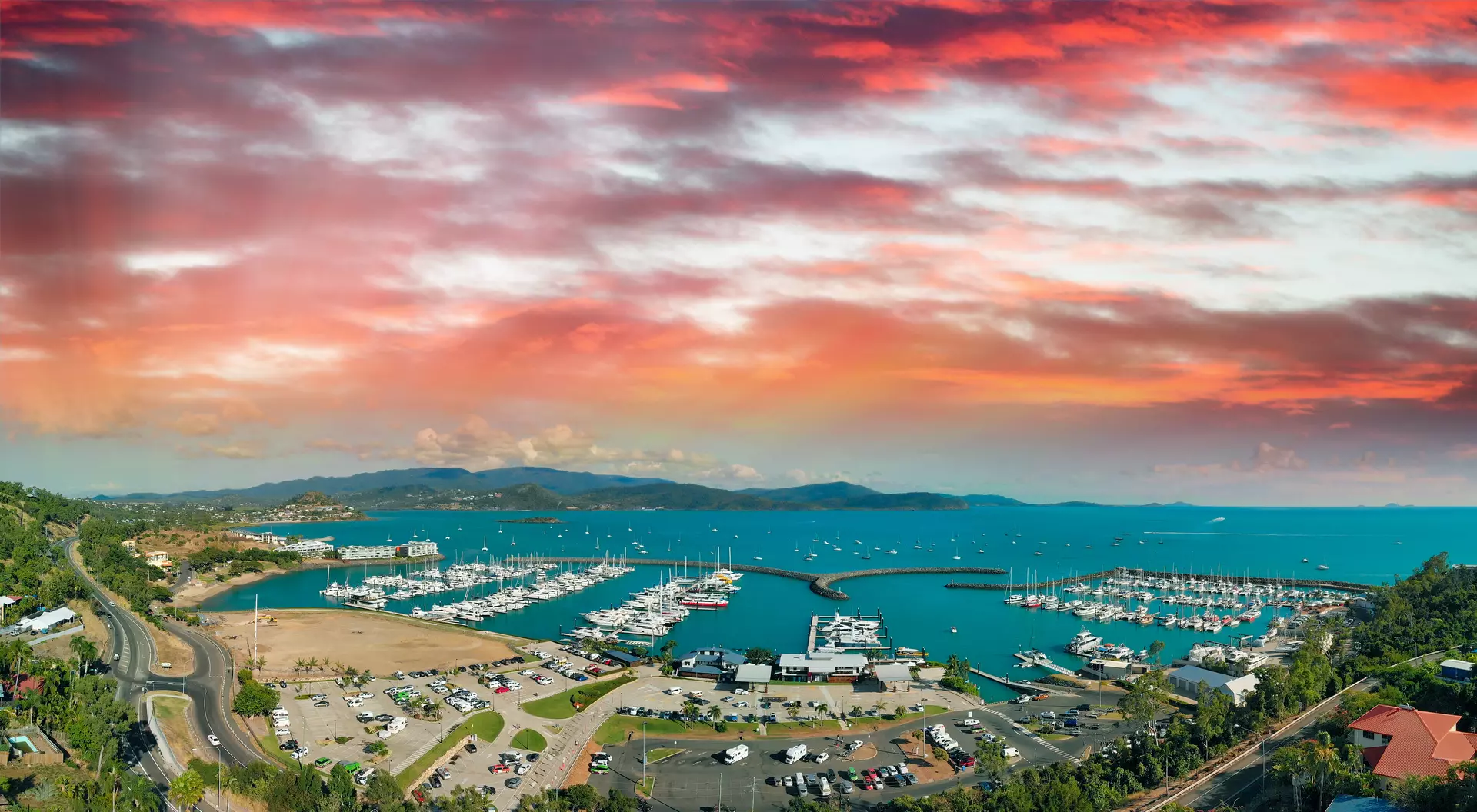 Airlie Beach is the gateway to the Whitsunday Islands