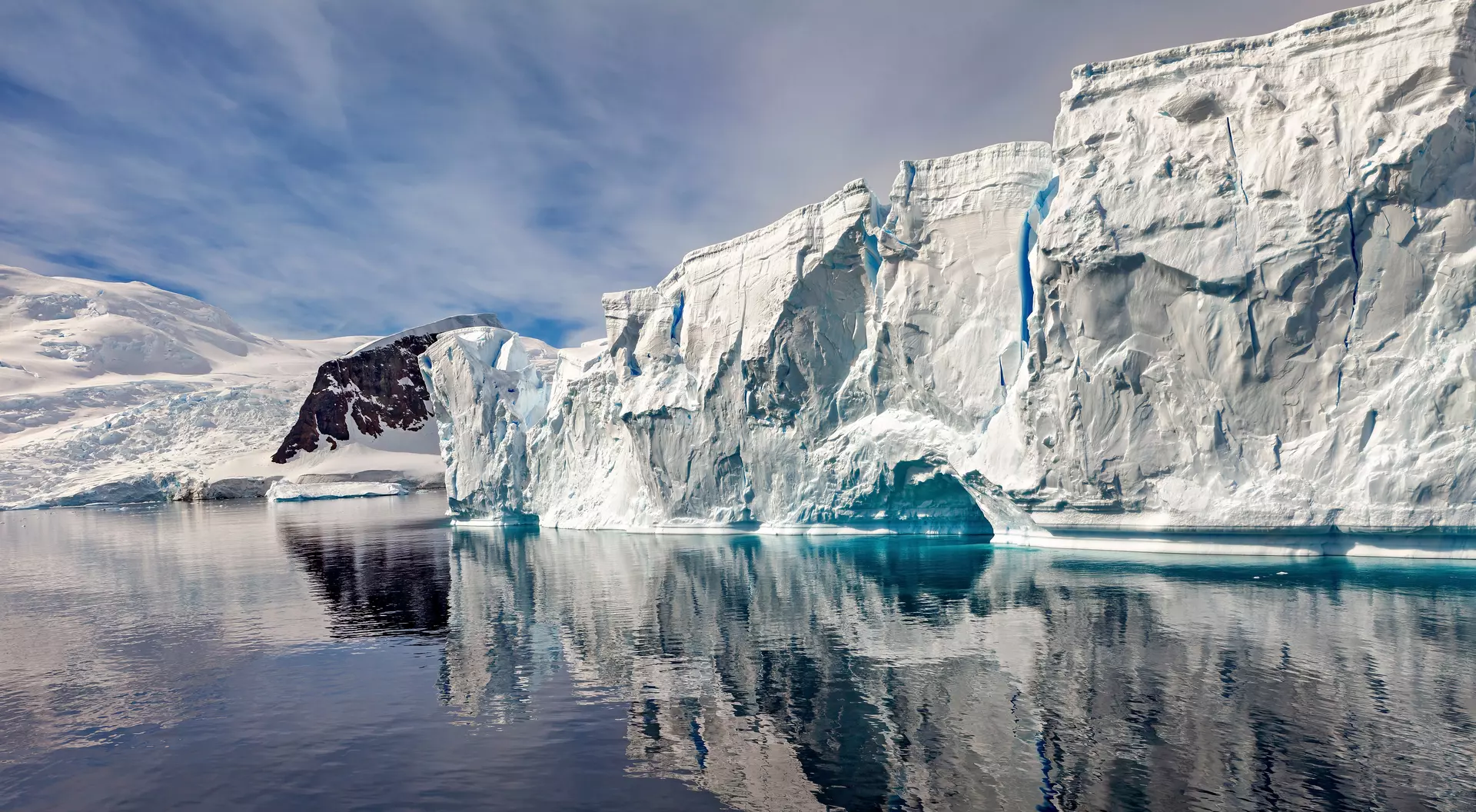 The Antarctic Landscape