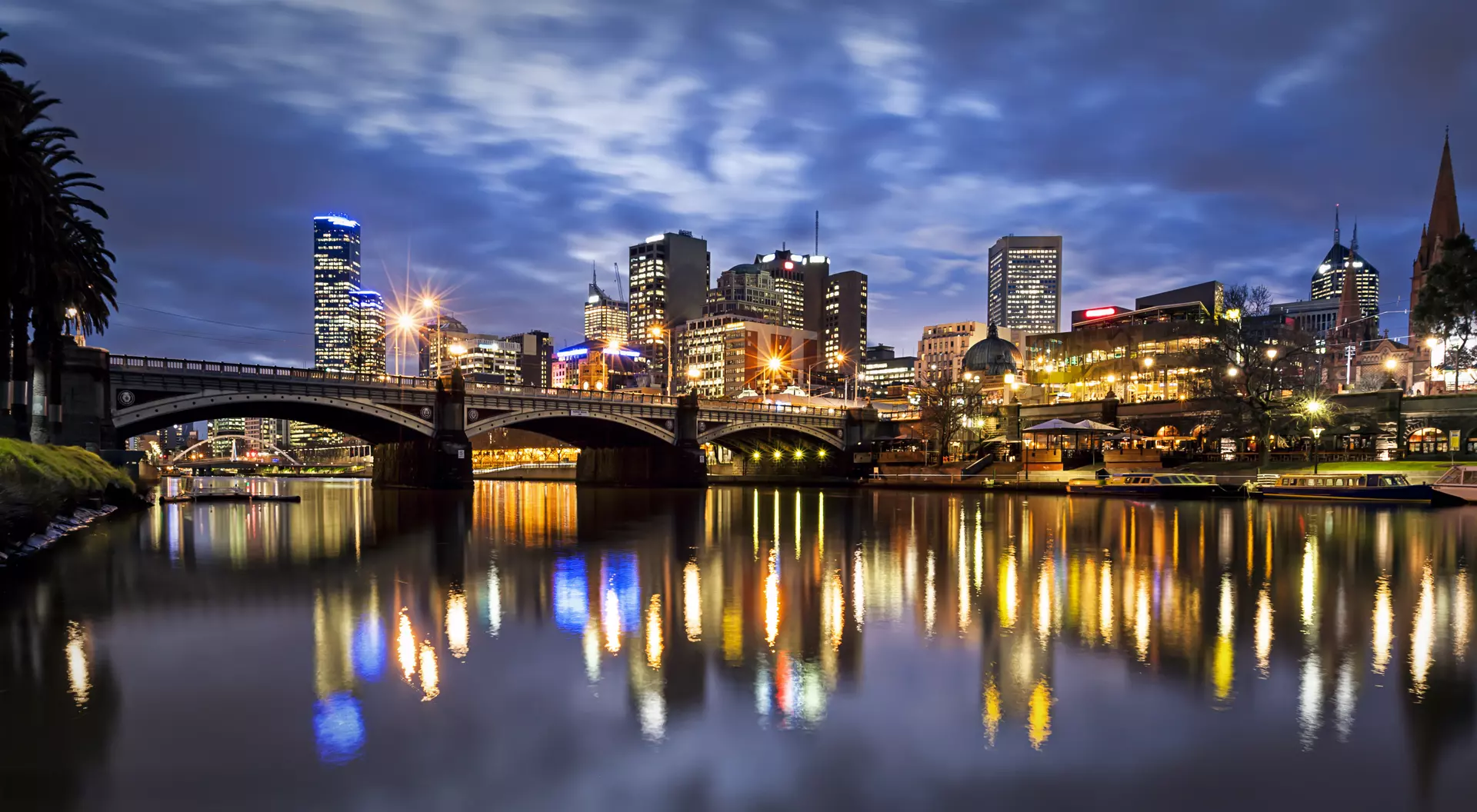 Melbourne by Night