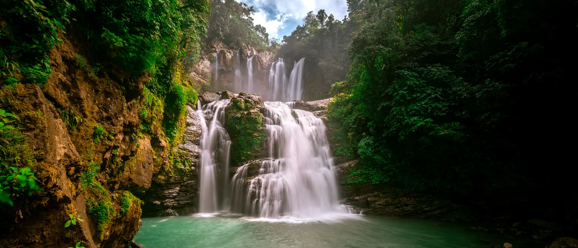 Nauyaca Falls