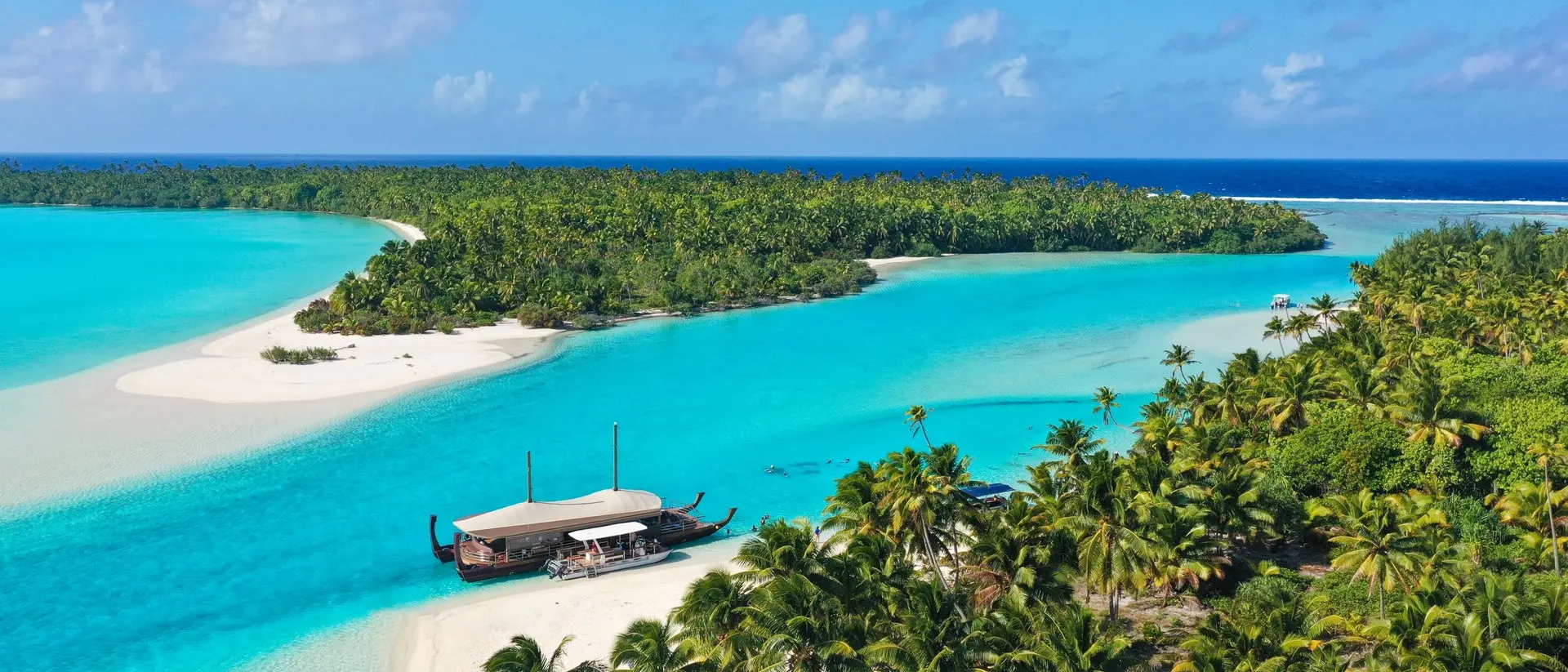 Dive into the beauty of Aitutaki