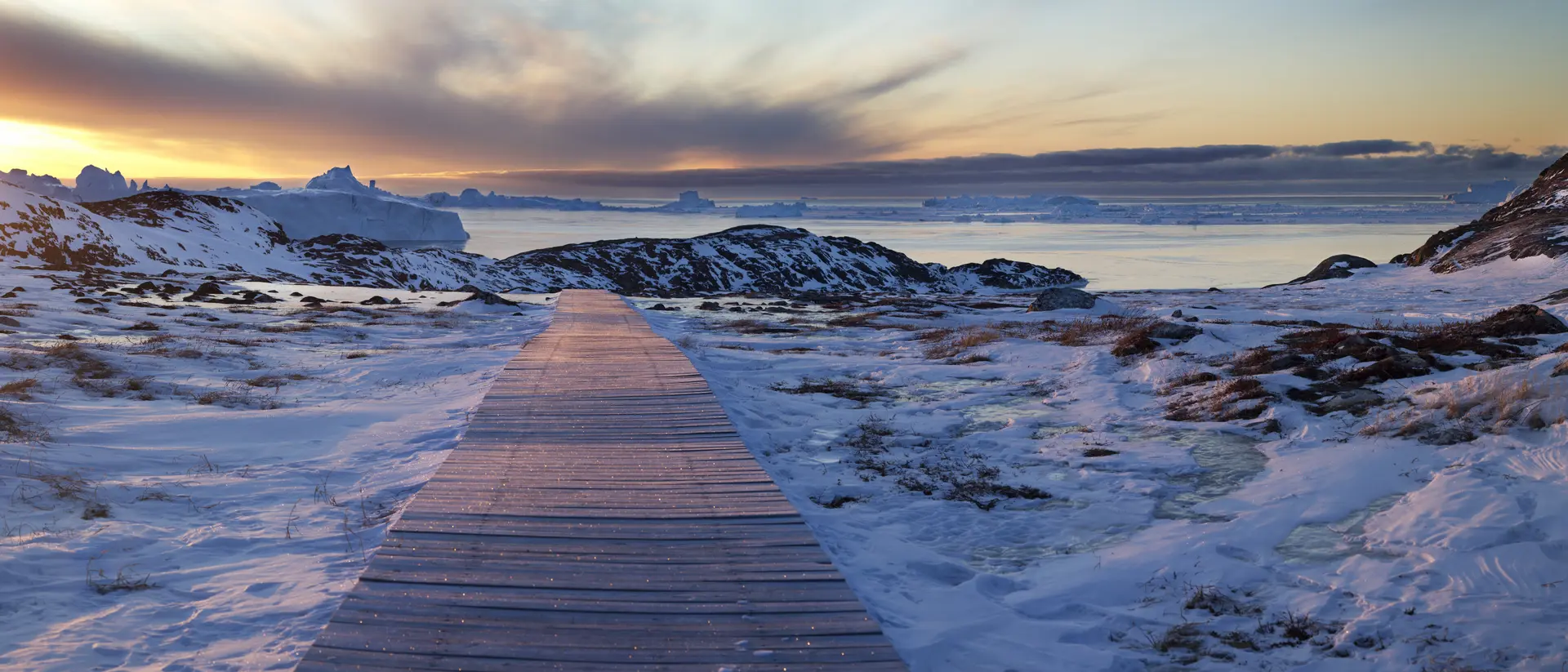 Path to Sermermiut
