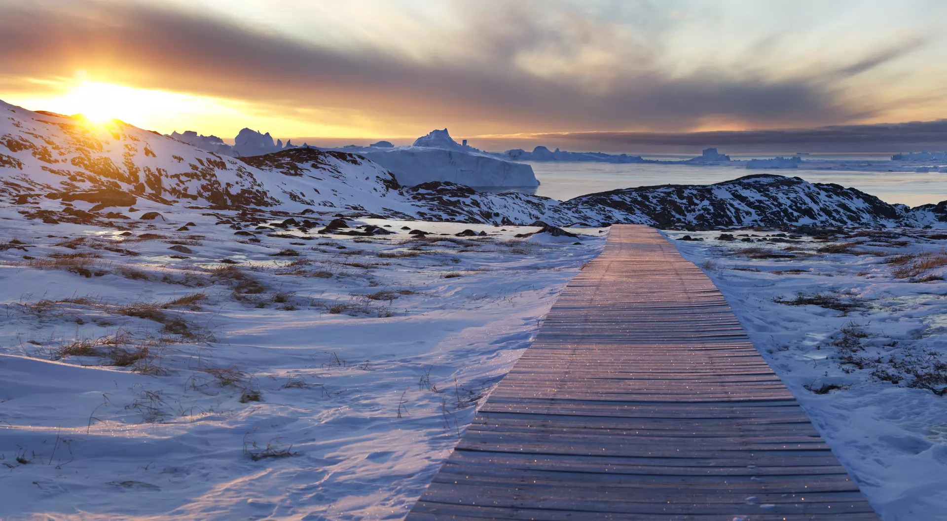 Path to Sermermiut