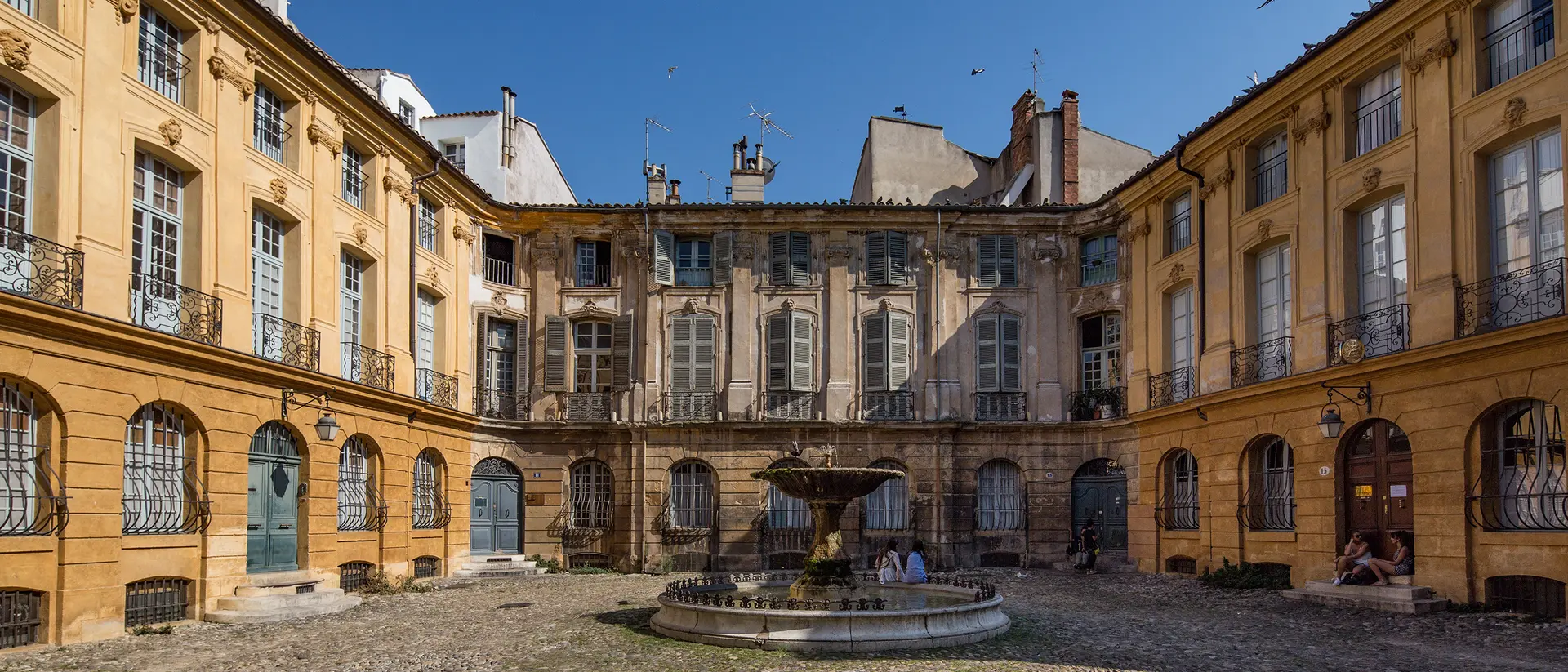Place d'Albertas, Aix-en-Provence