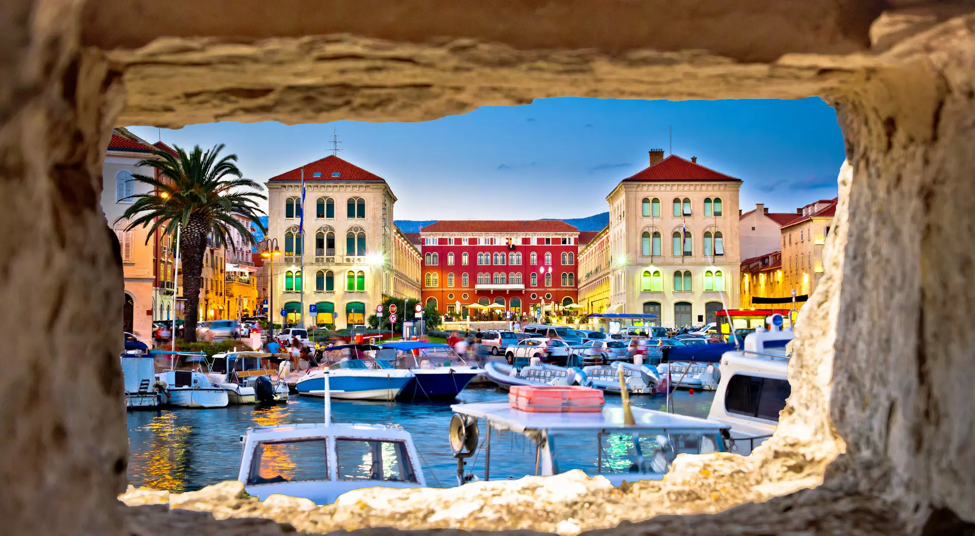 Prokurative Square in Split_iStock-544316882