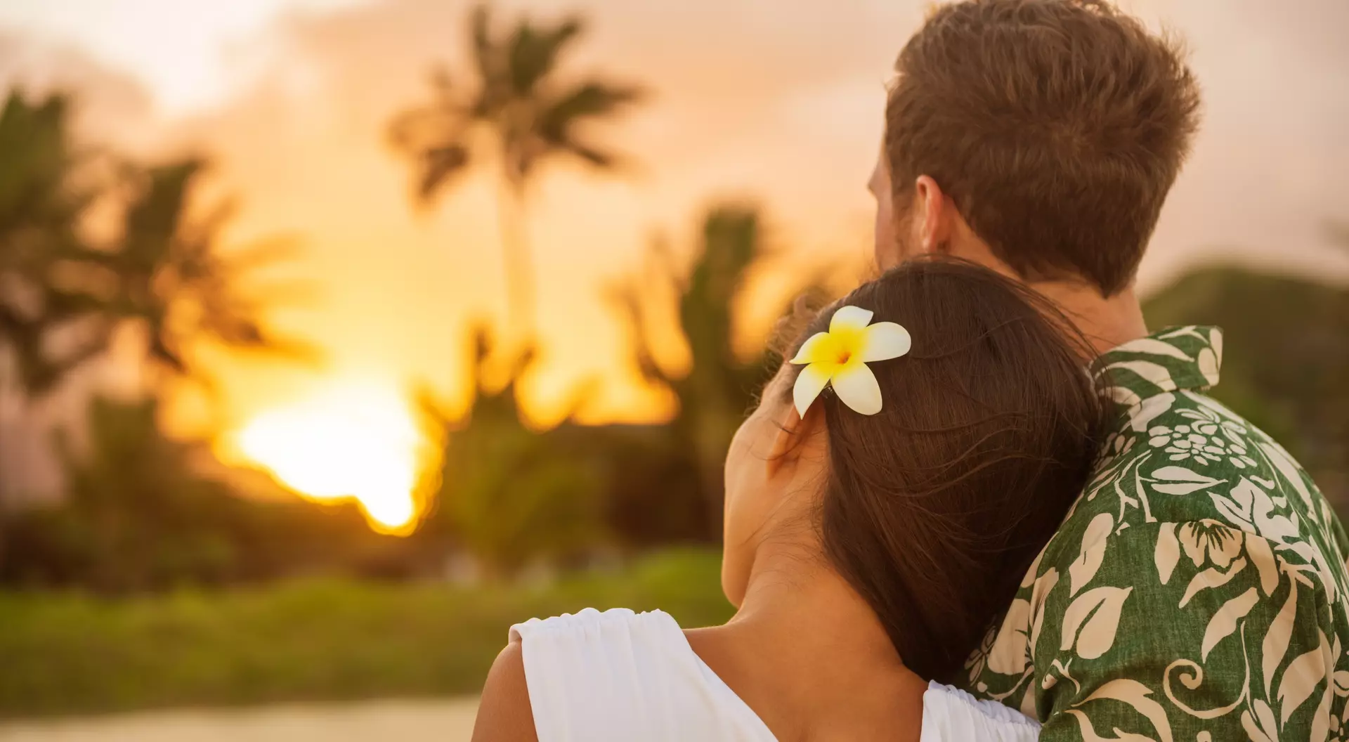 Romantic O'ahu and Maui