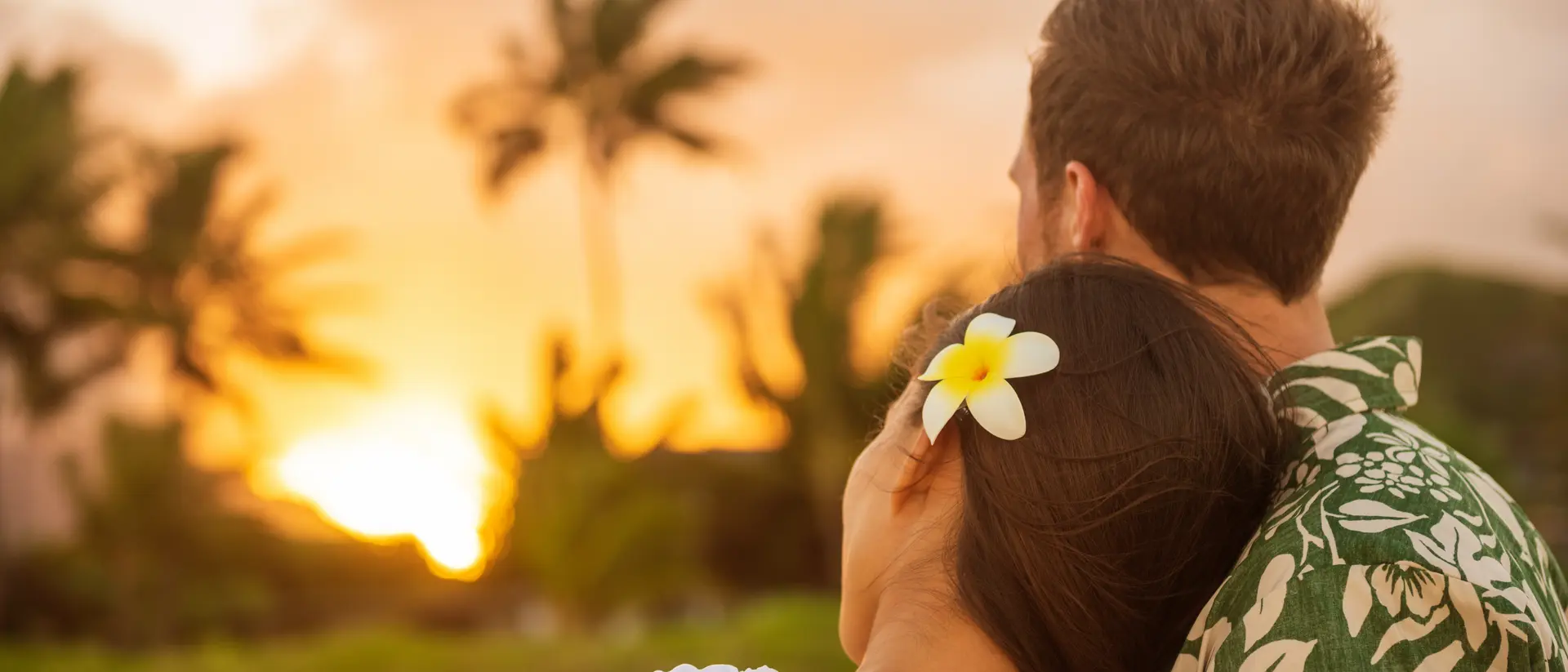 Romantic O'ahu and Maui