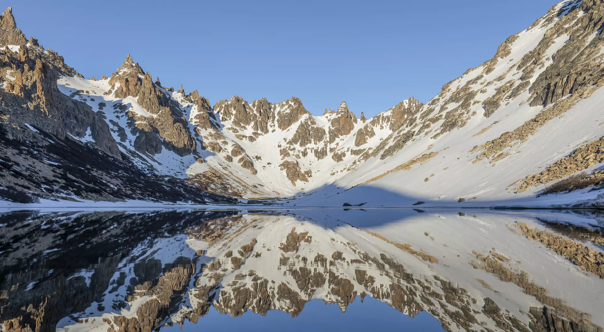Toncek Lagoon, Bariloche