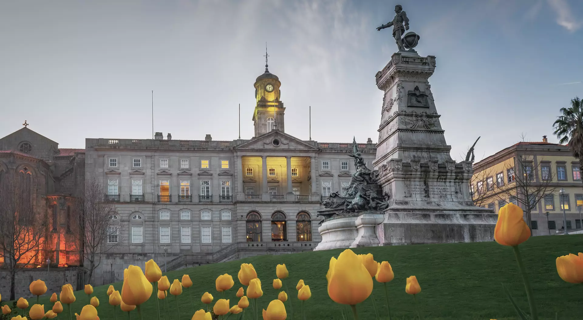 Infante D. Henrique Square with Stock Exchange Palace (Palacio da Bolsa) and Monument to Prince Henry the Navigator