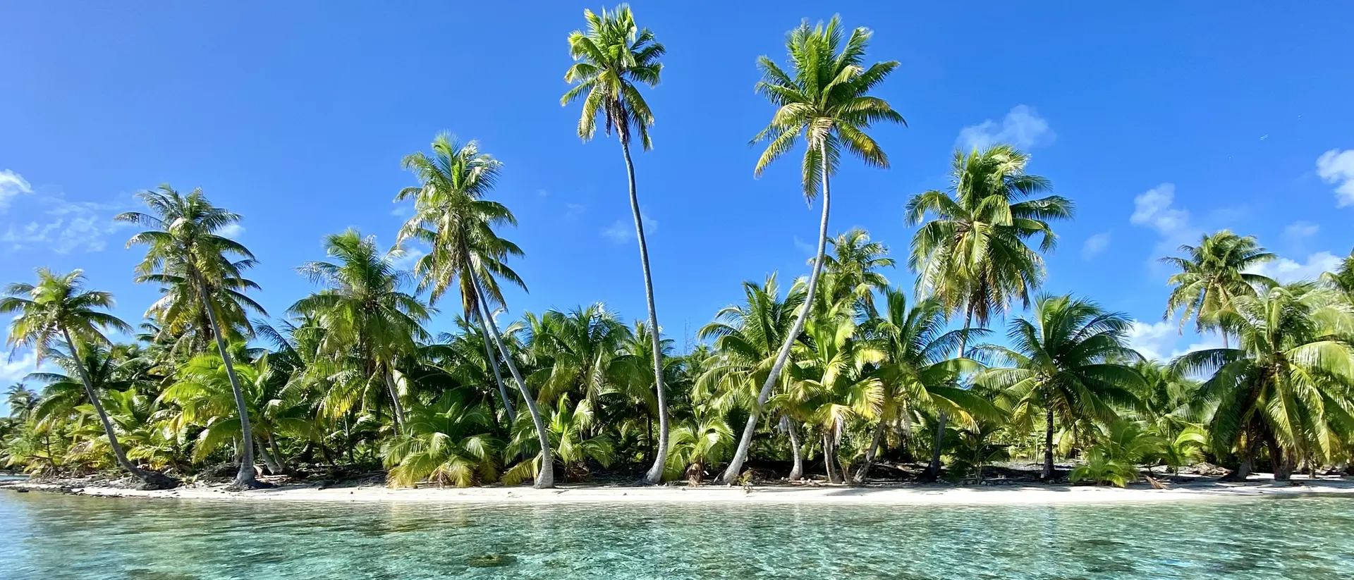 Clear lagoons of Raiatea