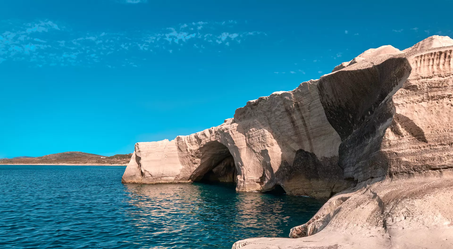 Famous white rocks of Sarakiniko beach, Aegean sea