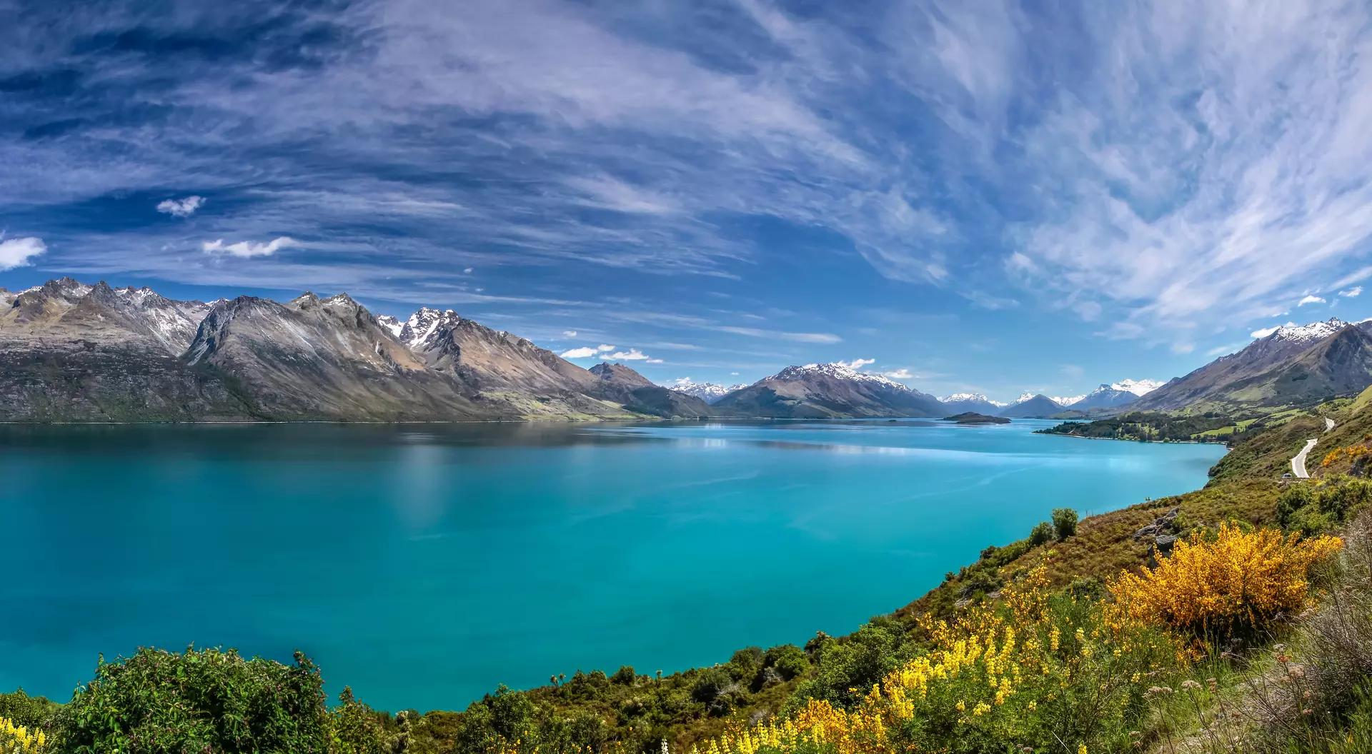 Lake Wakatipu between Queentown and Glenorchy, Otago, South island, New Zealand