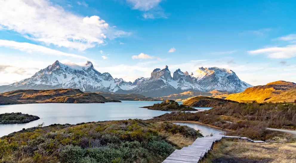 Water, grasslands and mountains