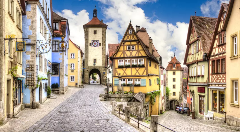 The "Plönlein", a main attraction of the medieval town centre surrounded by bavarian buildings
