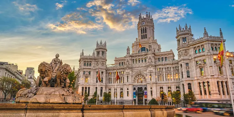 Sunrise city skyline at Cibeles Fountain Town Square