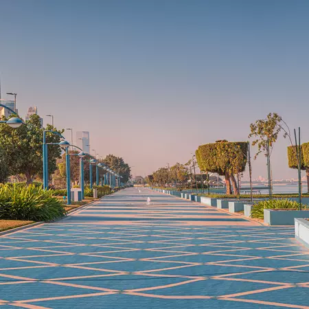 Abu Dhabi Corniche street