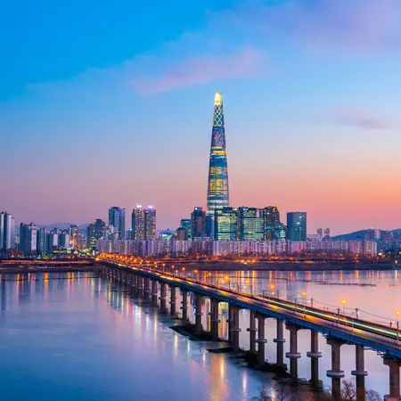 Admire the colours of Seoul