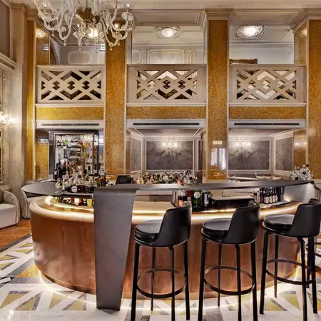 Luna Hotel Baglioni Bar