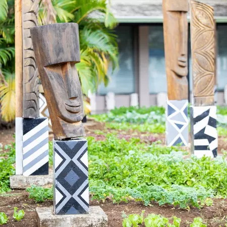 Tanoa International Dateline Hotel