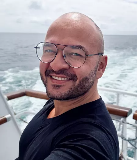 Richard Toledo on a cruise