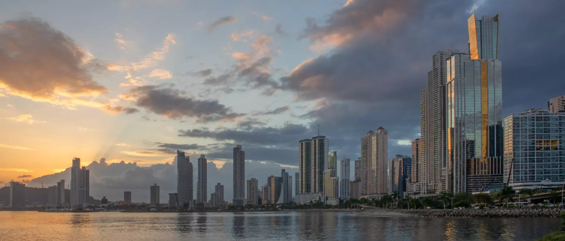 Panama City skyline and the Panama Bay.