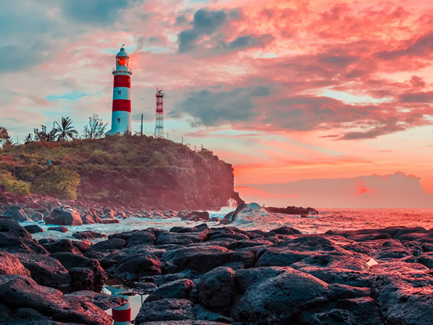 Capture the beauty of the "sunset coast" of Mauritius Capture the beauty of the "sunset coast" of Mauritius