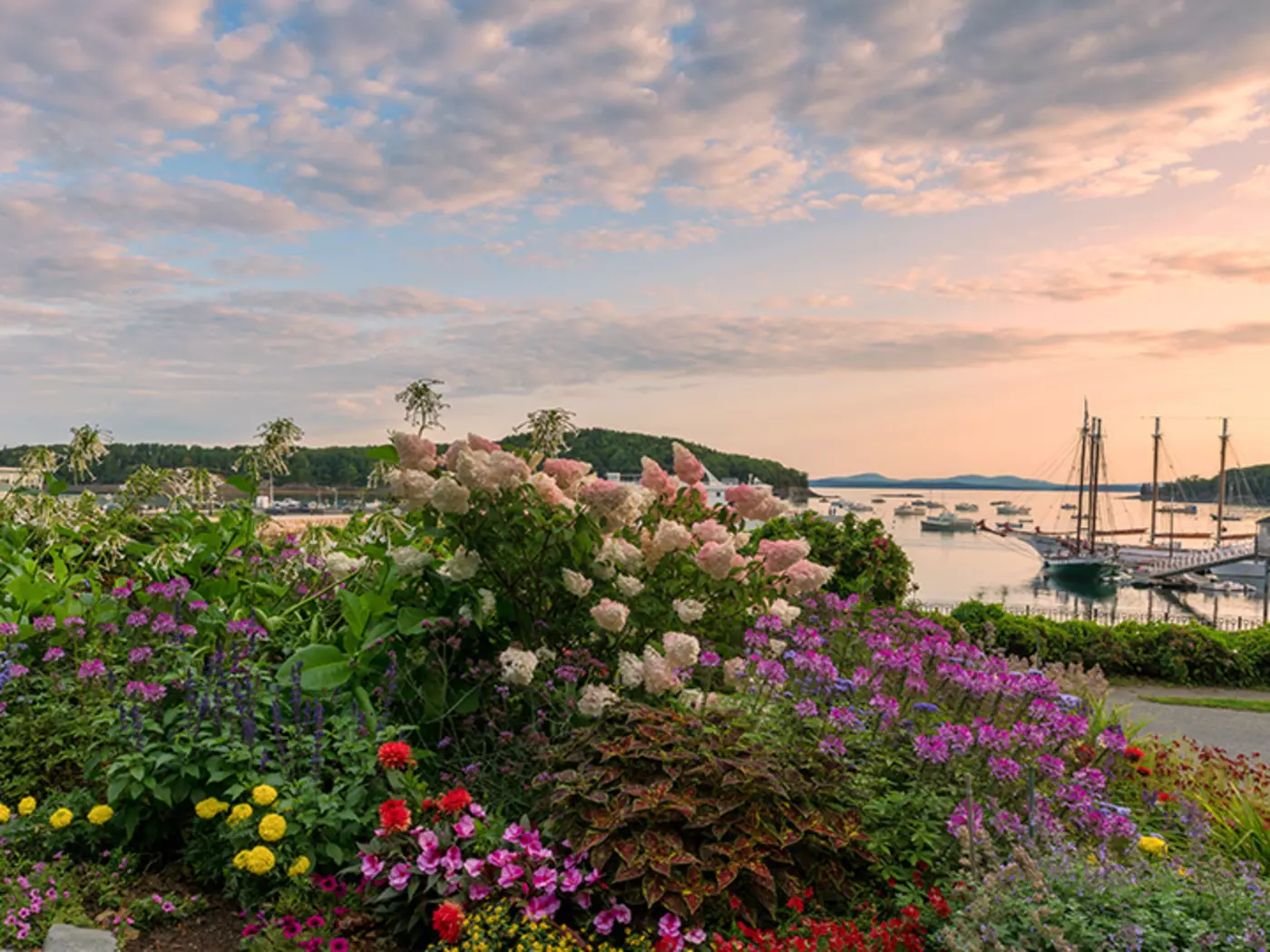 Bar Harbor is the gateway to the Acadia National Park
