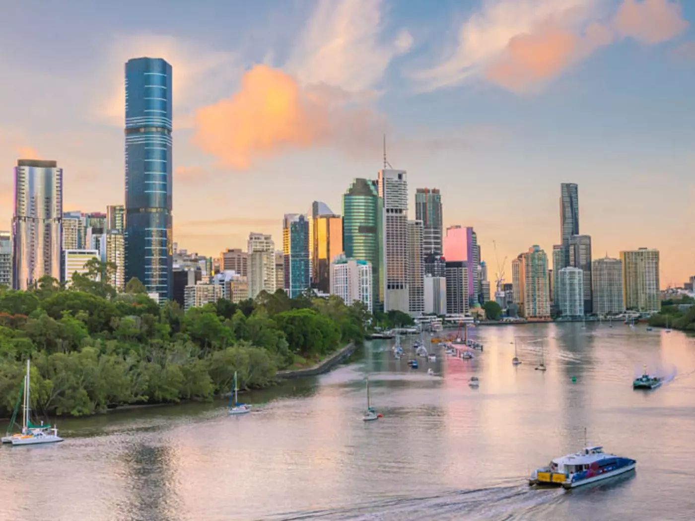 Australia’s third largest city, Brisbane, capital of Queensland, sits on the banks of the Brisbane River