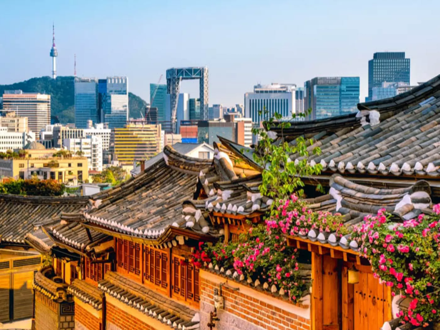 Dating back almost 600 years, Bukchon Hanok Village, features hanok or Korean traditional houses