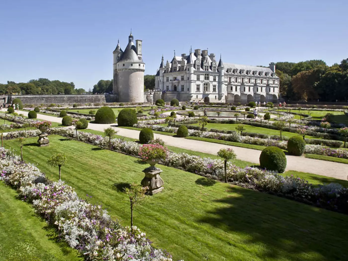 Nicknamed the "Ladies' Château", Chenonceau is one of the most majestic in the Loire Valley