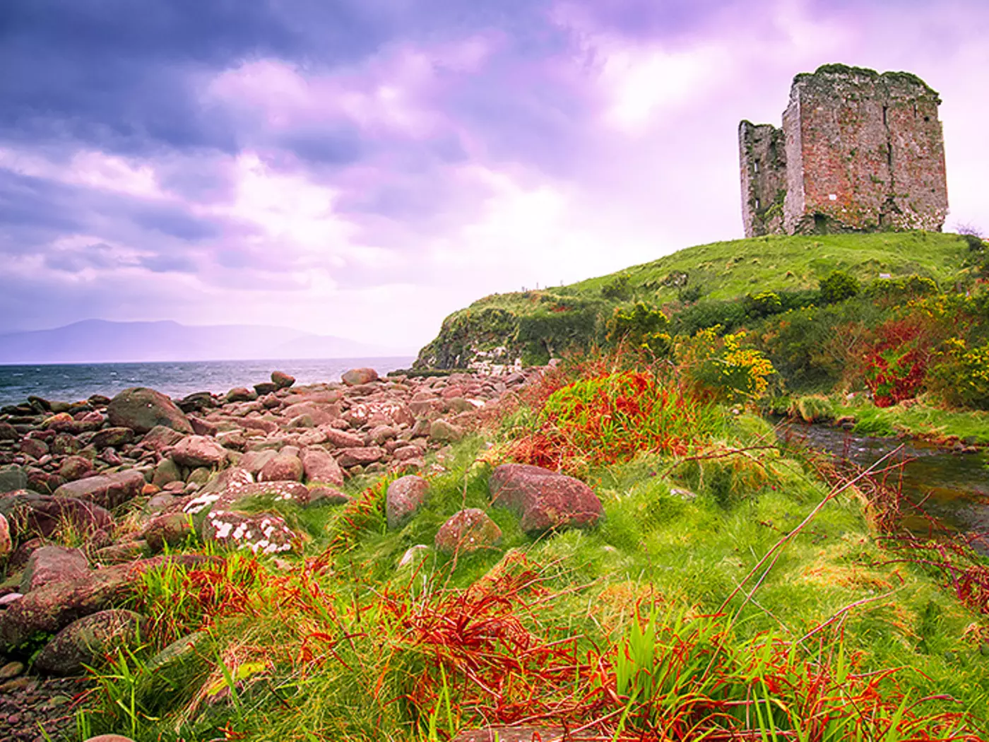 Explore scenic Dingle Peninsula
